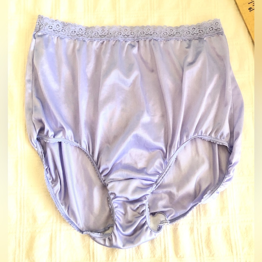 Vtg 80s 90s warners  PErfect Measure Lavender Nylon Bloomers Underwear Size 8